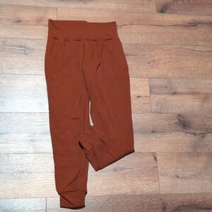 Athleta Salutation Jogger Medium